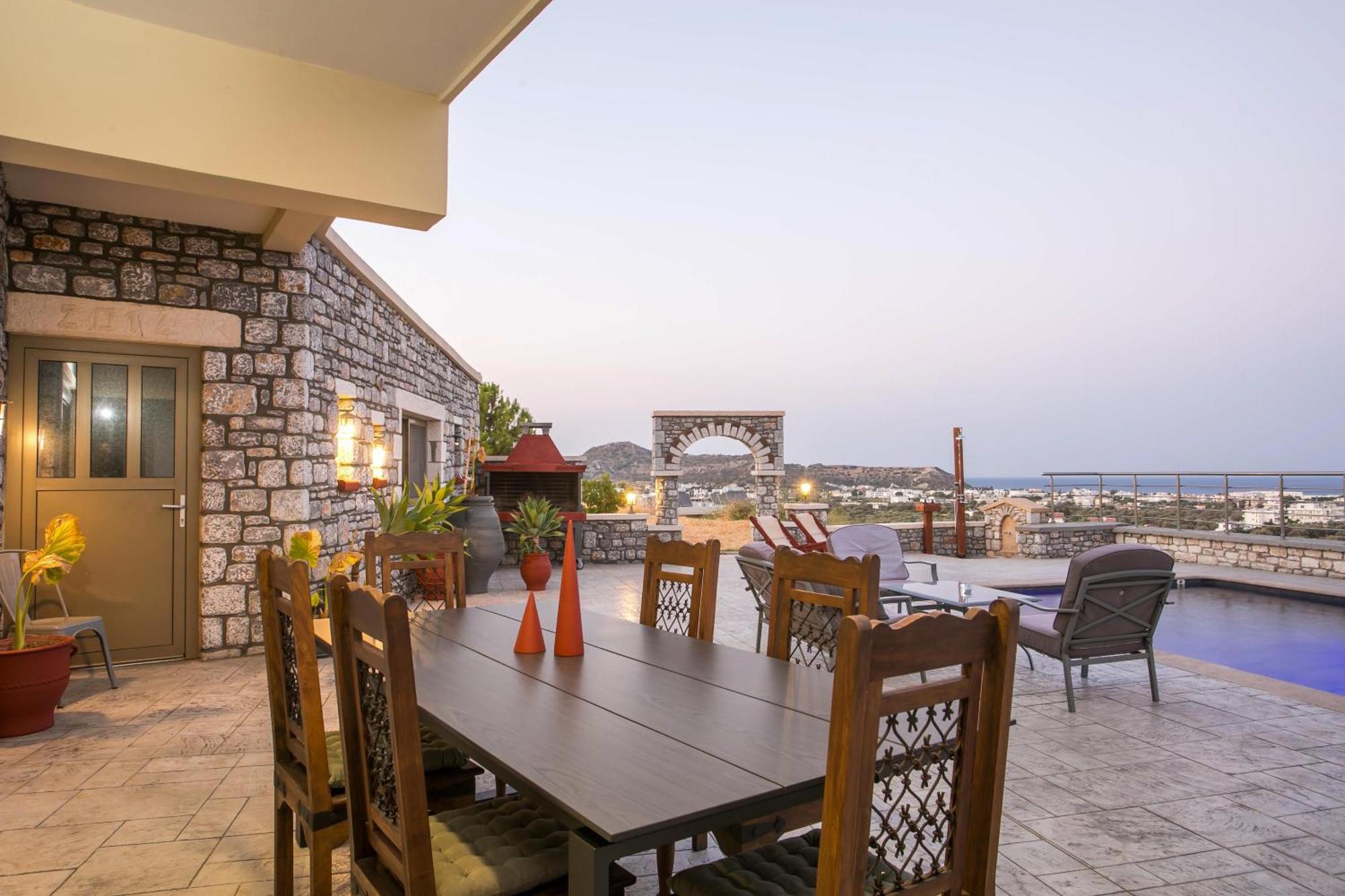 Des & Coo Luxury Villa With Private Pool Фалираки Экстерьер фото